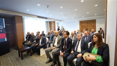 وزير التعليم العالي ورئيس الهيئة العامة للاستثمار يشهدان ورشة عمل