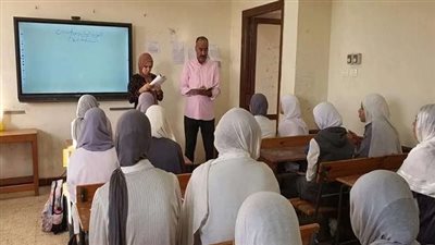 وكيل تعليم المنوفية يتابع انتظام العملية التعليمية بإدارة قويسنا التعليمية