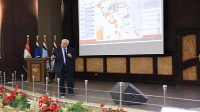 وزير التعليم العالي يكشف خطة تطوير التعليم العالي حتى 2030 في محاضرة بكلية القادة والأركان