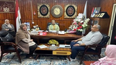 وكيل تعليم مطروح يوجه الإدارات التعليمية بسرعة إزالة آثار الأمطار الغزيرة من المدارس