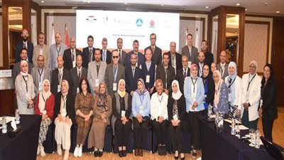 مائدة مستديرة حول تطوير مشاريع الطاقة المتجددة برعاية وزارة التعليم العالي