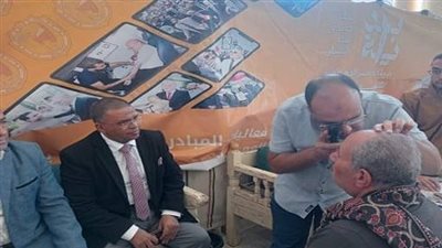 جامعة سوهاج تطلق قافلة طبية لفحص قاع العين لمرضى السكري بمركز البلينا وتفحص ٢٤٣ مواطن
