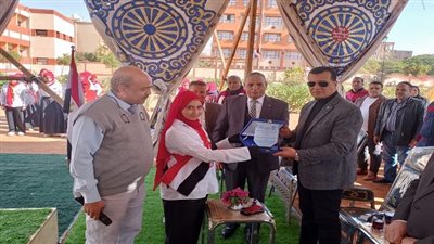 وكيل تعليم سوهاج يشهد احتفالية مميزة بمدرسة جرجا الثانوية الصناعية للبنات