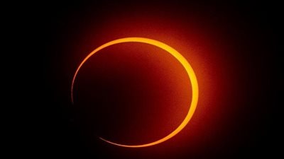 ظاهرتا كسوف الشمس في عام 2025 ينتظرهما العالم.. المواعيد وأماكن الحدوث وكيفية الصلاة