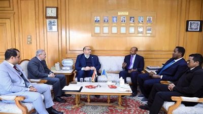 جامعة حلوان تستقبل وفد السفارة الصومالية لتعزيز التعاون الأكاديمي