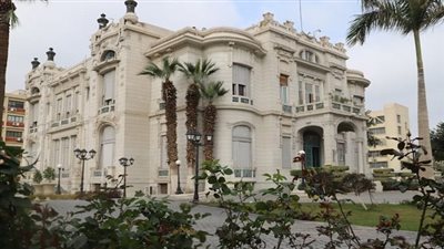 جامعة عين شمس تحقق تقدمًا كبيرًا في تصنيف QS للاستدامة وتصنيف المقياس الأخضر لعام 2024