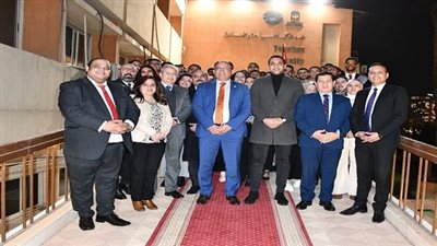 لقاء ودي يجمع رئيس جامعة حلوان بمجلس اتحاد الطلاب في أجواء أسرية