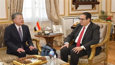 جامعة القاهرة تعزز شراكتها مع جامعة طوكيو متروبوليتان في الذكاء الاصطناعي والتبادل الطلابي