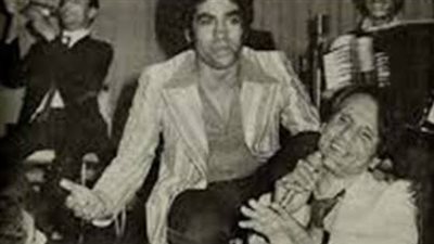 بعد وفاة أحمد عدوية..تعرف على علاقته بعبد الحليم حافظ ولماذا وصفه محفوظ بـواهب السعادة 