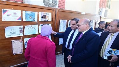 إبداعات طلابية تتألق في مهرجان فكرة ولون في جامعة سوهاج