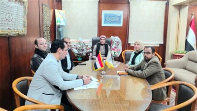 رئيس جامعة الأقصر تجتمع بمسؤولي مكتب التعاون الدولي لبحث تعزيز الشراكات الأكاديمية 