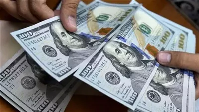 سعر الدولار اليوم مقابل الجنيه في البنوك المصرية.. انخفاض نسبي 