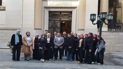 جامعة حلوان تنظم زيارات ميدانية لمتحف البورصة لتعزيز وعي الطلاب المالي