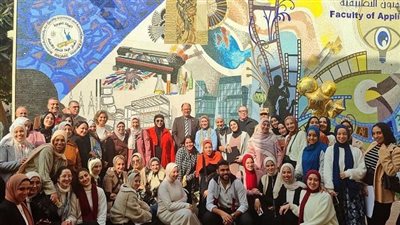 جامعة حلوان تحتفل بالإبداع الطلابي في معرض طباعة المنسوجات كمشاريع صغيرة