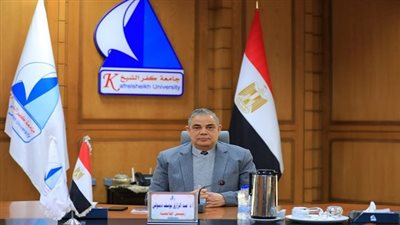 رئيس جامعة كفر الشيخ يكشف عن خطة شاملة للأنشطة الطلابية وطرق التوعية بالمخاطر الحديثة
