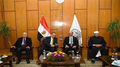 جامعة أسيوط تستقبل نخبة من الشخصيات البارزة في ملتقى قادة اتحادات طلاب الجمهورية الجديدة