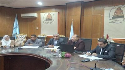 جامعة سوهاج تواصل دعم الجودة والاعتماد الأكاديمي بكلية الآداب