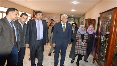 جولة تفقدية لرئيس جامعة المنوفية بكلية العلوم لمتابعة العملية التعليمية وتطوير المعامل