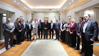 وزير التعليم العالي يبحث إنشاء الأكاديمية المصرية لعلوم الرياضيات