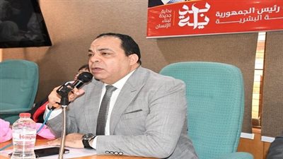 رئيس هيئة تعليم الكبار: قريبا محافظة البحيرة خالية من الأمية