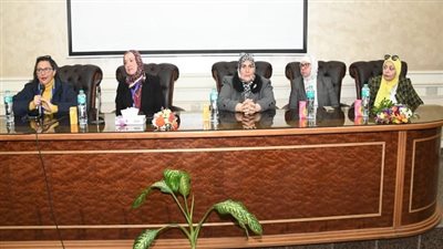 جامعة عين شمس تطلق ملتقى التوظيف بكلية العلوم.. فرص عمل وتدريب للخريجين