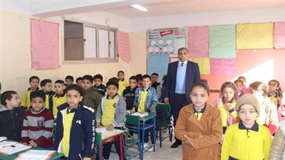 قرارات صارمة من مدير تعليم الجيزة لضمان جودة التعليم والانضباط داخل المدارس