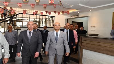 رئيس جامعة أسيوط يتابع تطوير جناح ذوي الهمم بقطاع المدن الجامعية