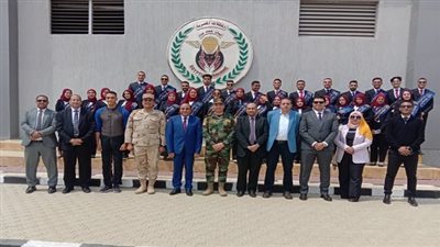 جامعة سوهاج تنظم زيارة طلابية مميزة لوحدات المظلات