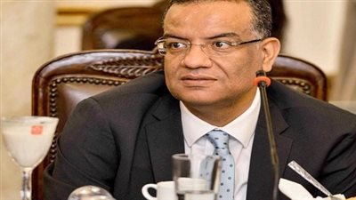 محمود مسلم: واقعة محافظة سوهاج..كشفت أزمة المحليات 