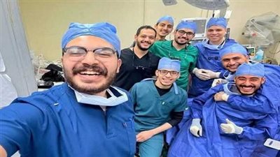 معجزة طبية في جامعة الأزهر: إنقاذ يد شاب بعد 12 ساعة جراحة