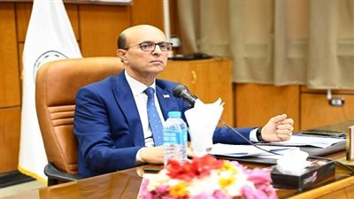 مجلس جامعة أسيوط يناقش أبرز التطورات الأكاديمية والبحثية في جلسة أبريل