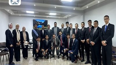 طلاب جامعة الريادة يشاركون في ملتقي الاتحادات الطلابية بمعهد اعداد القادة