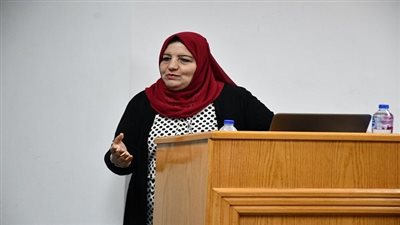 جامعة حلوان تطلق برنامجًا لتمكين العقول وتحفيز الكوادر الإدارية 