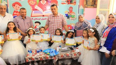 تعليم سوهاج يضيء مستقبل الطفولة ويفتتح معرض لأنشطة رياض الاطفال