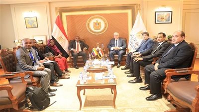 وزير التعليم العالي يطلق مرحلة جديدة من التعاون الأكاديمي بين مصر وجزر القمر