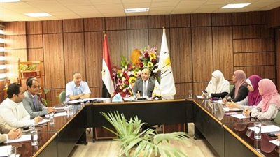 جامعة أسيوط تقود التحول المستدام عبر خطة استراتيجية بيئية واقتصادية واجتماعية