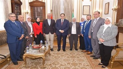 جامعة القاهرة تحصل علي تجديد الاعتماد المؤسسي والبرامجي لكلية الطب البيطري