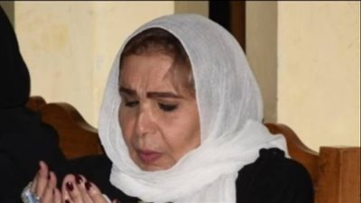 مديحة حمدي ترد على انتقادات حجابها في عزاء سميحة أيوب: 