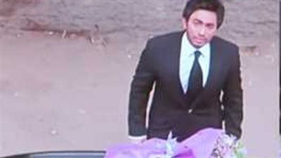 تامر حسني يعلّق على فيديو شاب يقلد «عمر وسلمى»: 