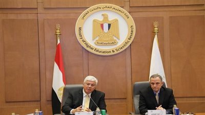 وزير التعليم العالي يعتمد كلية الذكاء الاصطناعي بعدة جامعات تكنولوجية