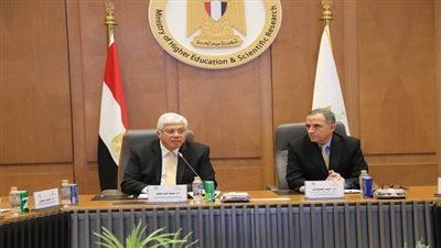 وزير التعليم العالي يوسع التخصصات التكنولوجية بالجامعات عبر برامج ميكاترونكس جديدة