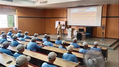 جامعة أسيوط الأهلية تطلق دورة التربية العسكرية لبناء وعي طلابها