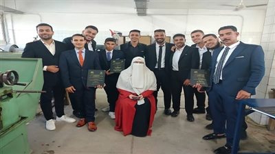 طلاب كلية التكنولوجيا والتعليم جامعة حلوان يبتكرون ماكينة CNC ثلاثية المحاور