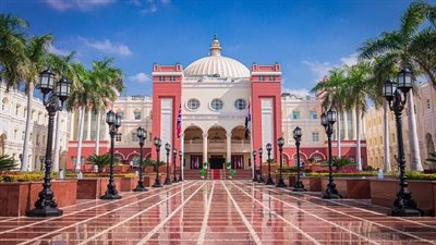 رئيس الجامعة البريطانية في مصر يستقبل مدير المنظمة العربية للتنمية بجامعة الدول 