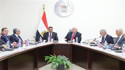 محمد شاكر رئيسًا لمجلس أمناء جامعة العلمين الدولية وحسن خيرالله نائبًا.. انطلاقة جديدة للتعليم العالي في مصر