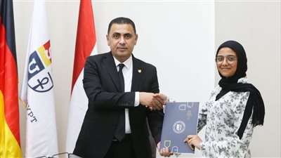 الأولى على الجمهورية بالمدارس التكنولوجيا التطبيقية تختار منحة جامعة ساكسوني مصر الألمانية 