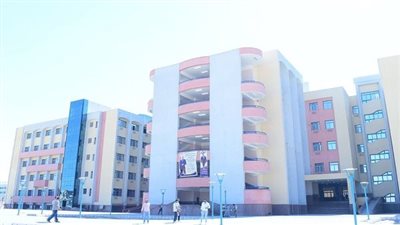 جامعة سوهاج تكشف عن مستشفى أسنان متطور بسعة 259 كرسي