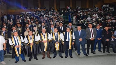 جامعة أسيوط تحتفل بتخريج دفعة جديدة من برنامج اللغة الإنجليزية بكلية الحقوق