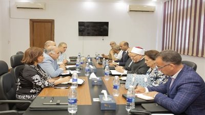 تعاون مميز بين جامعة دمنهور ومجلس أمناء المؤسسة الخيرية لدعم المستشفى الجامعي