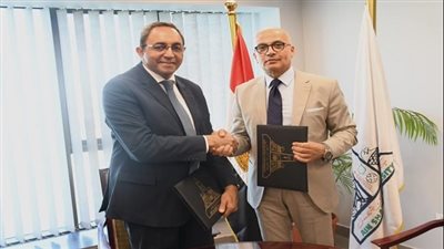 جامعة عين شمس توقع بروتوكول تعاون تنموي شامل مع قنا